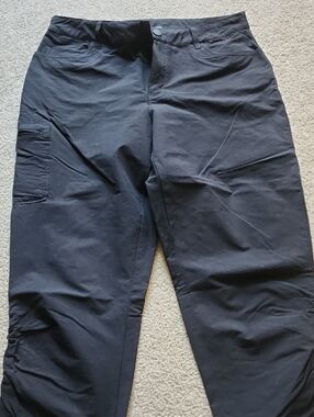 Eddie Bauer Black Women's Capris with Side Pocket